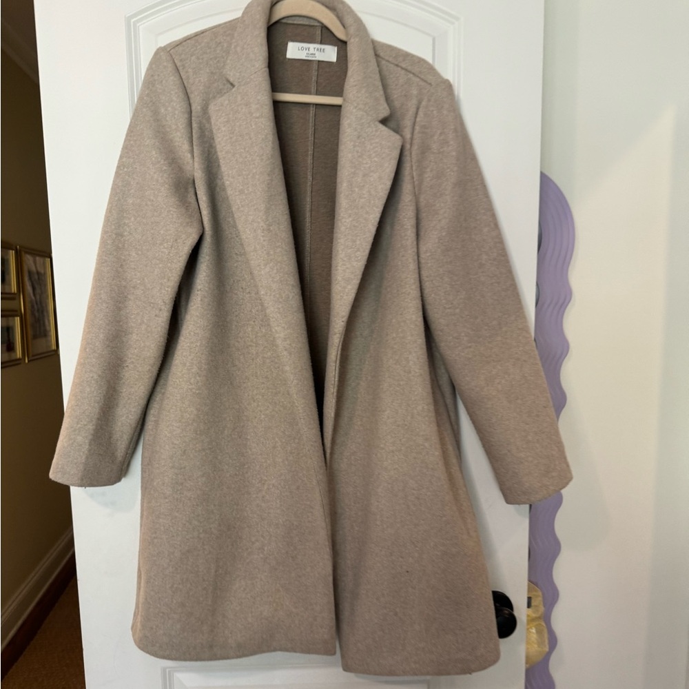 Love Tree Classic Tan Trench Coat